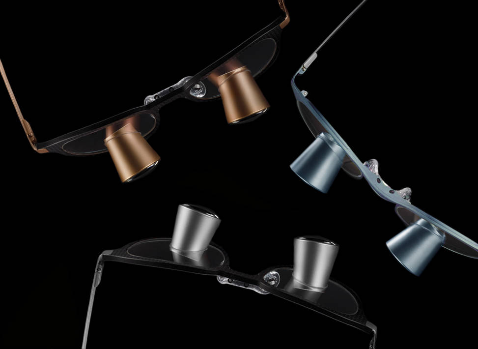 No sentido horário, a partir do canto superior esquerdo: Carbon v2 e Galilean HD Coloured Oculars em Rose Gold, Panto SPLASH e Galilean HD Coloured Oculars em Blue Slate, Carbon v2 e Galilean HD Coloured Oculars em Raw